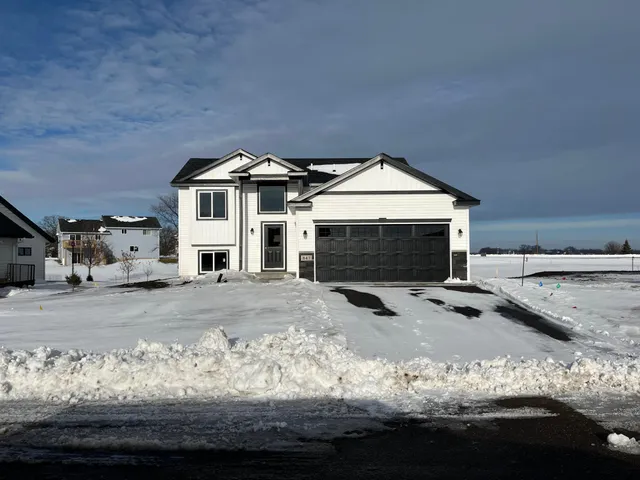 $306,900 | 847 Walnut Avenue Southeast, Kimball, MN 55353