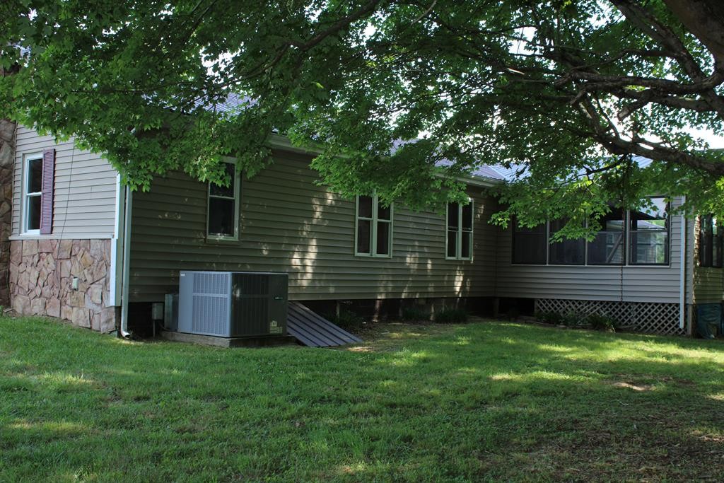 5225 Upper River Road Northeast Charleston, TN 37310 - Photo 6 of 12 Gallery Image 6