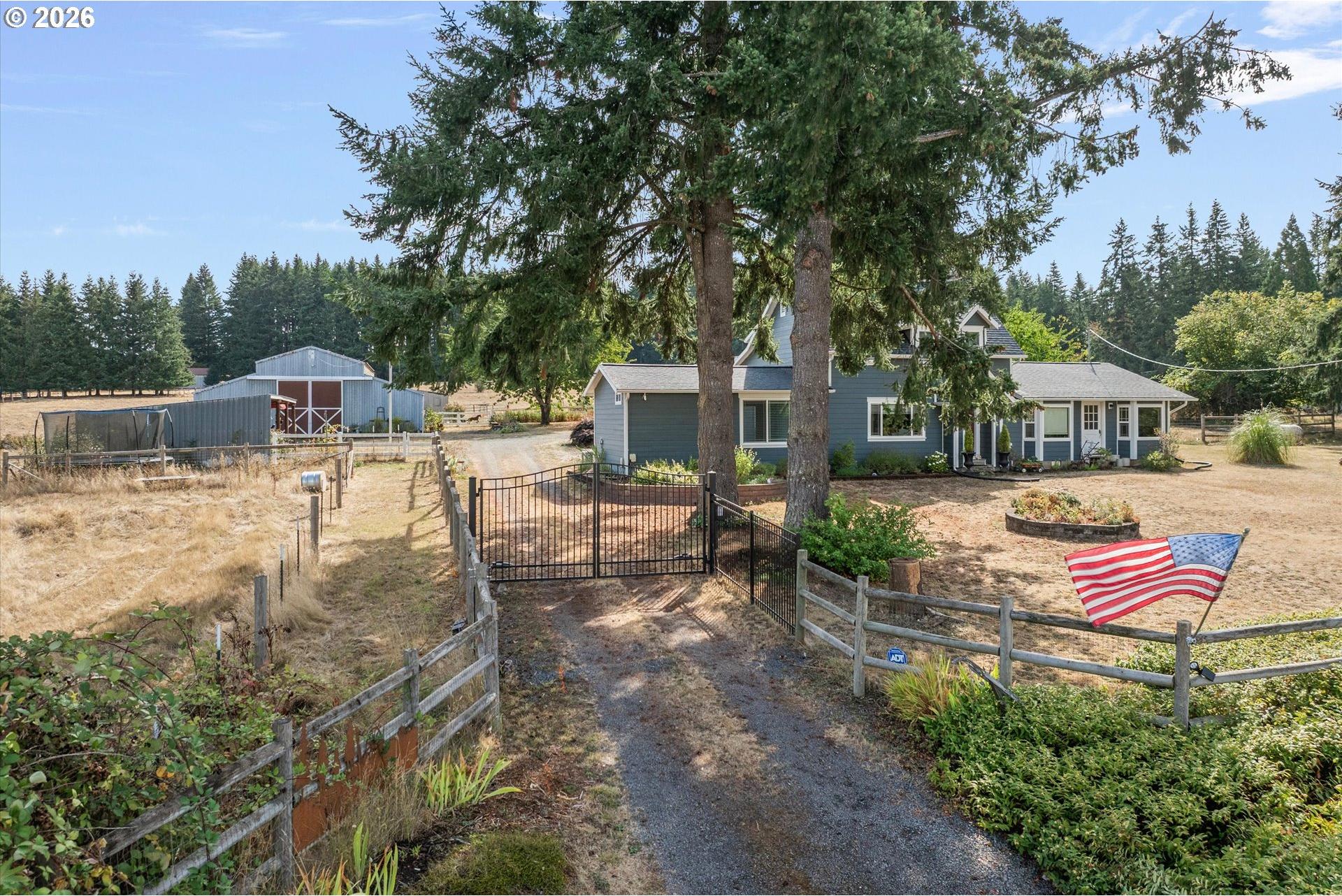 30166 South Grays Hill Road Colton, OR 97017 - Photo 1 of 48 Driveway