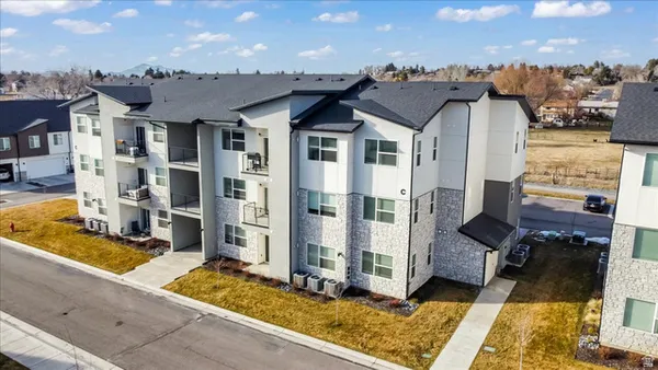 $275,000 | 115 East 550 North, Unit 302C, Providence, UT 84332
