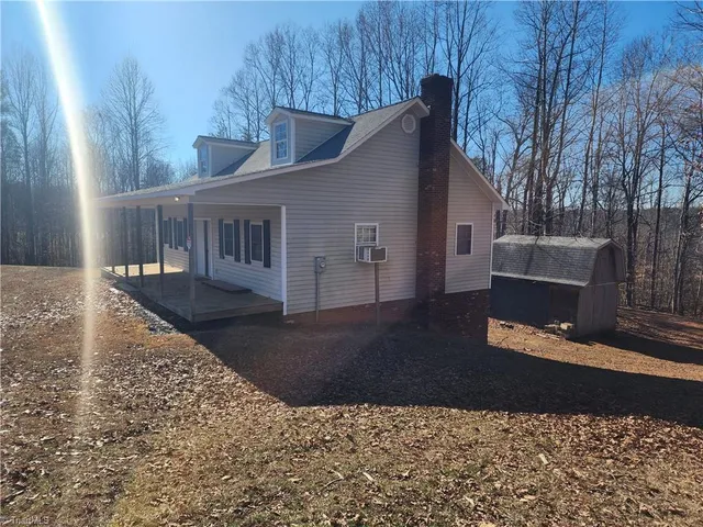 $650,000 | 1565 Old Rockford Road, Dobson, NC 27017