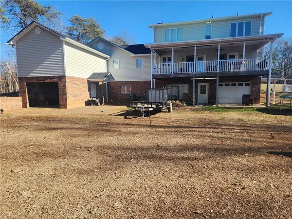 $550,000 | 1565 Old Rockford Road, Dobson, NC 27017