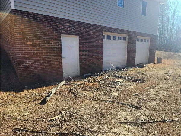 $550,000 | 1565 Old Rockford Road, Dobson, NC 27017