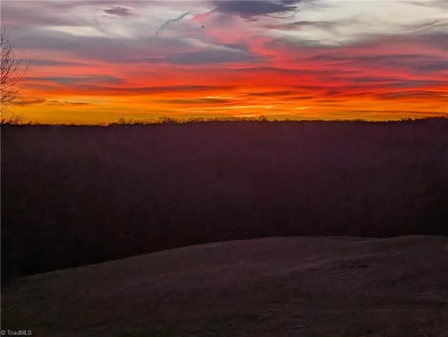 $700,000 | 1565 Old Rockford Road, Dobson, NC 27017