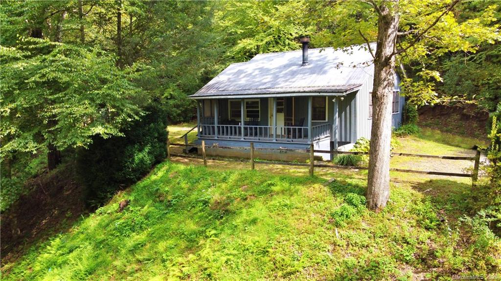 127 Claude Cook Road Sylva, NC 28779 - Photo 1 of 23 Gallery Image 1