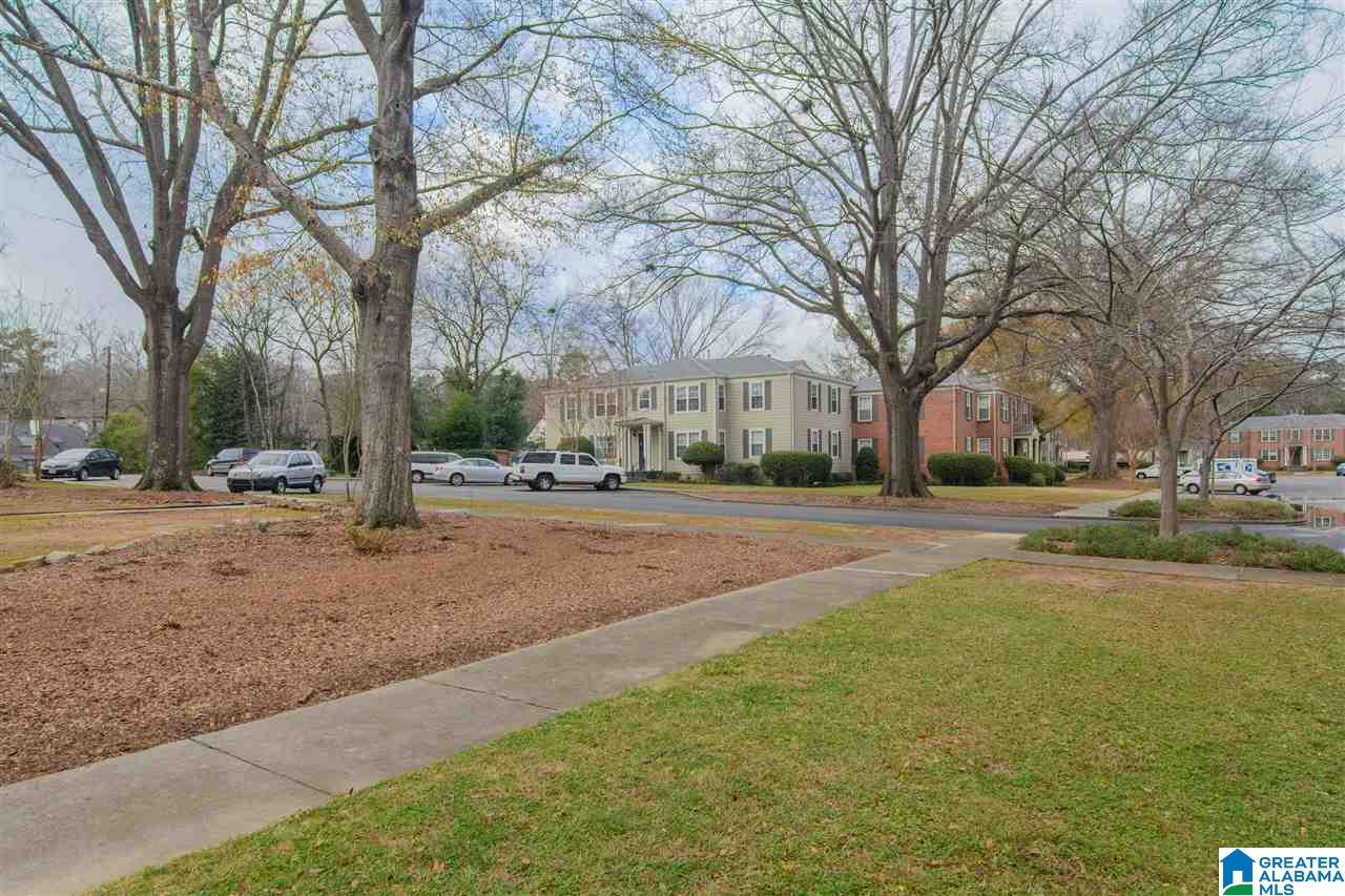 904 Sims Avenue, Unit D Birmingham, AL 35213 - Photo 4 of 24