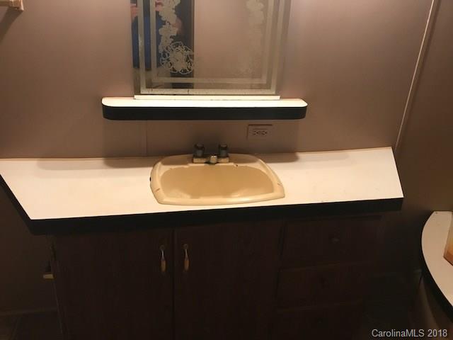 118 Rhyne Street, Unit 22 Morganton, NC 28655 - Photo 6 of 9 Gallery Image 6