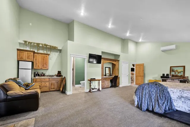 $2,100,000 | 191 Clear Creek Road, Cascade, ID 83611