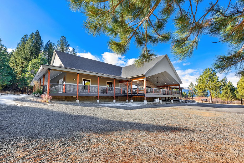 191 Clear Creek Road Cascade, ID 83611 - Photo 6 of 130