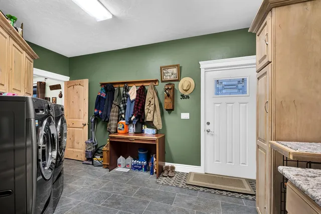 $2,100,000 | 191 Clear Creek Road, Cascade, ID 83611