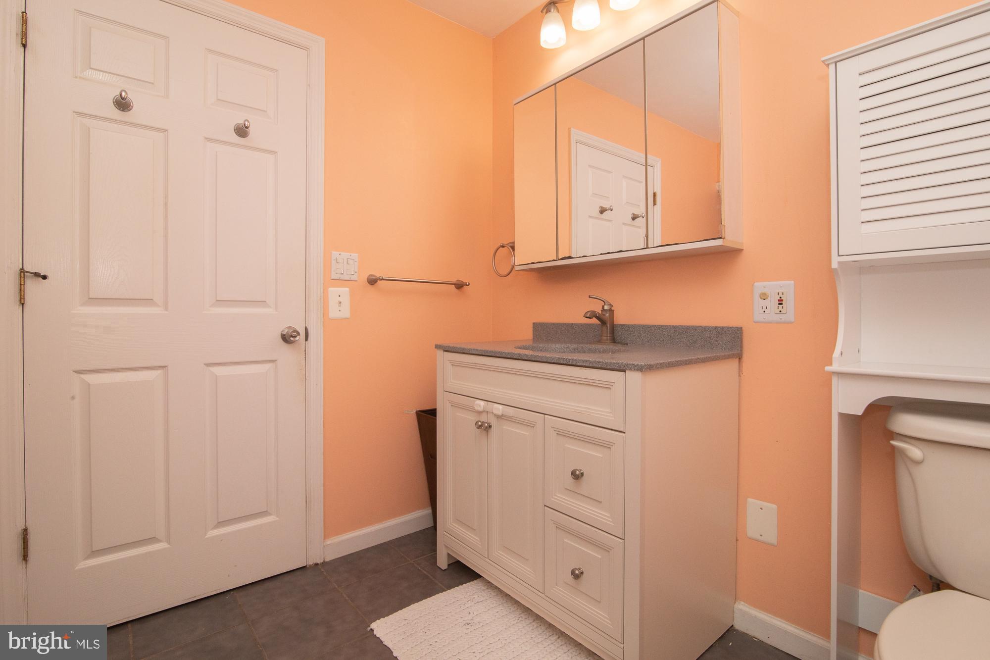 15 Evergreen Road Somerset, NJ 08873 - Photo 18 of 39 Gallery Image 18