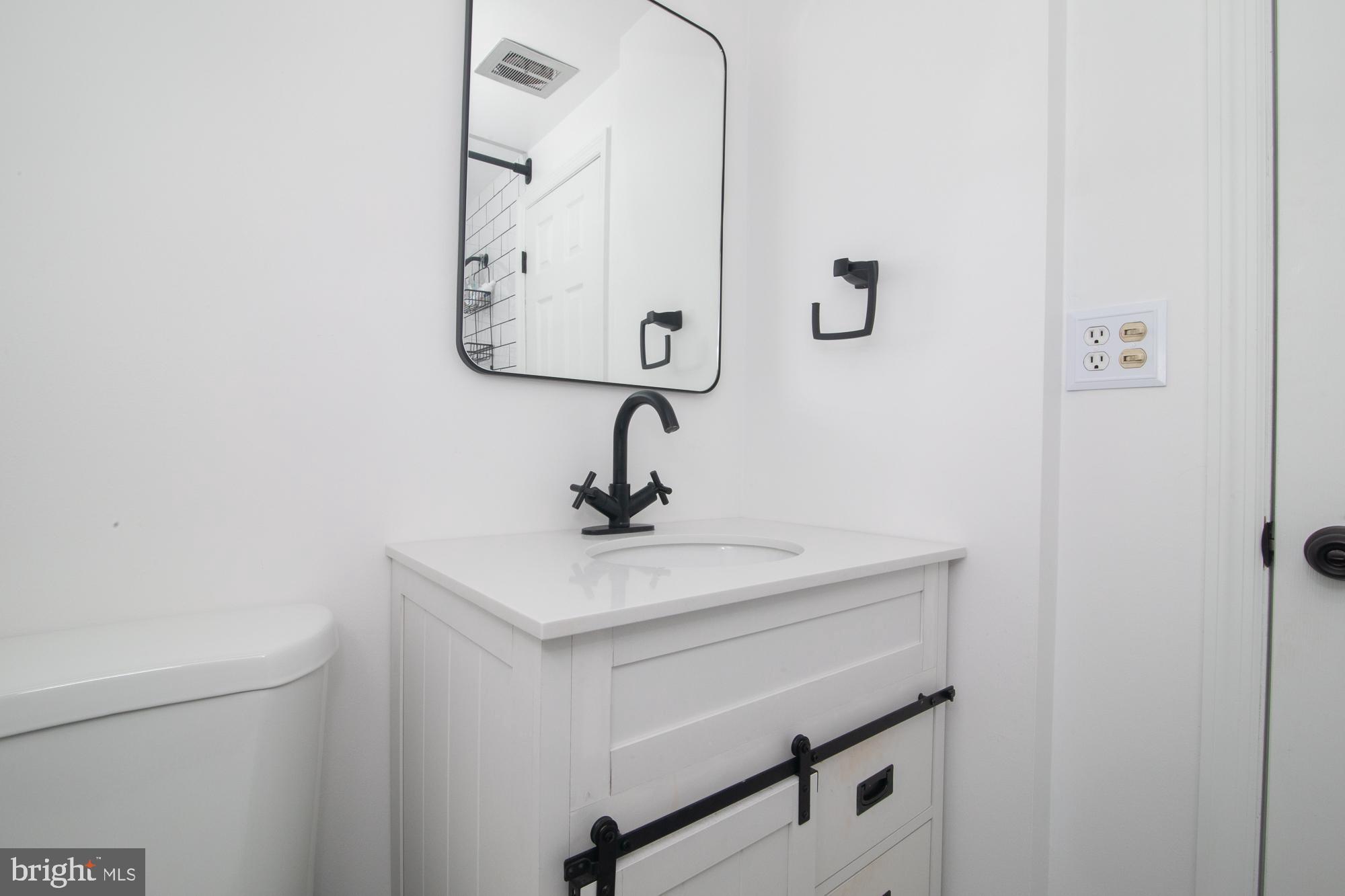 15 Evergreen Road Somerset, NJ 08873 - Photo 29 of 39 Gallery Image 29