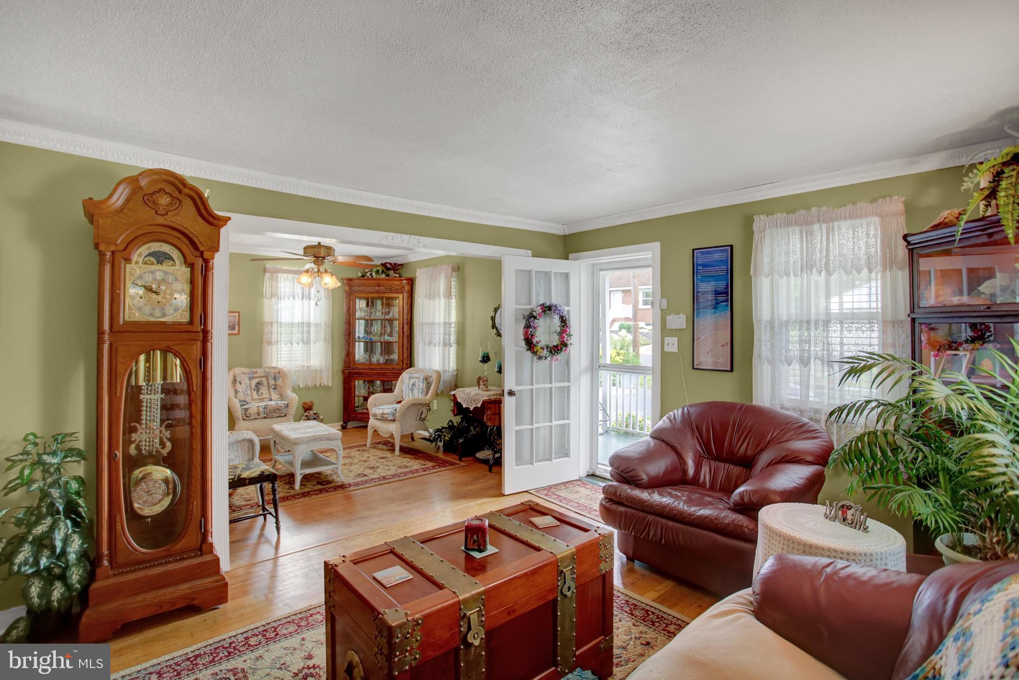 528 West Cumberland Road Enola, PA 17025 - Photo 4 of 29 Gallery Image 4