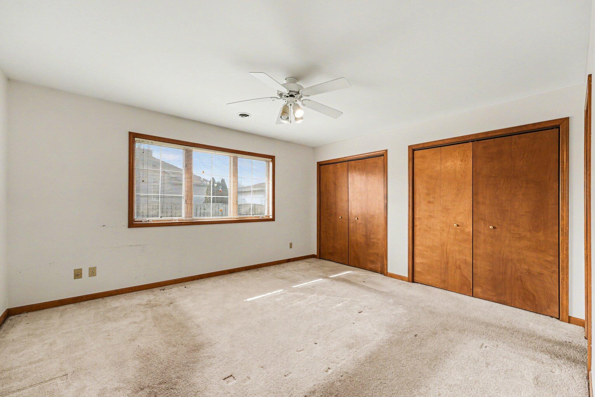 950 Blue Jay Way Dyer, IN 46311 - Photo 14 of 21 a view of an empty room with a window