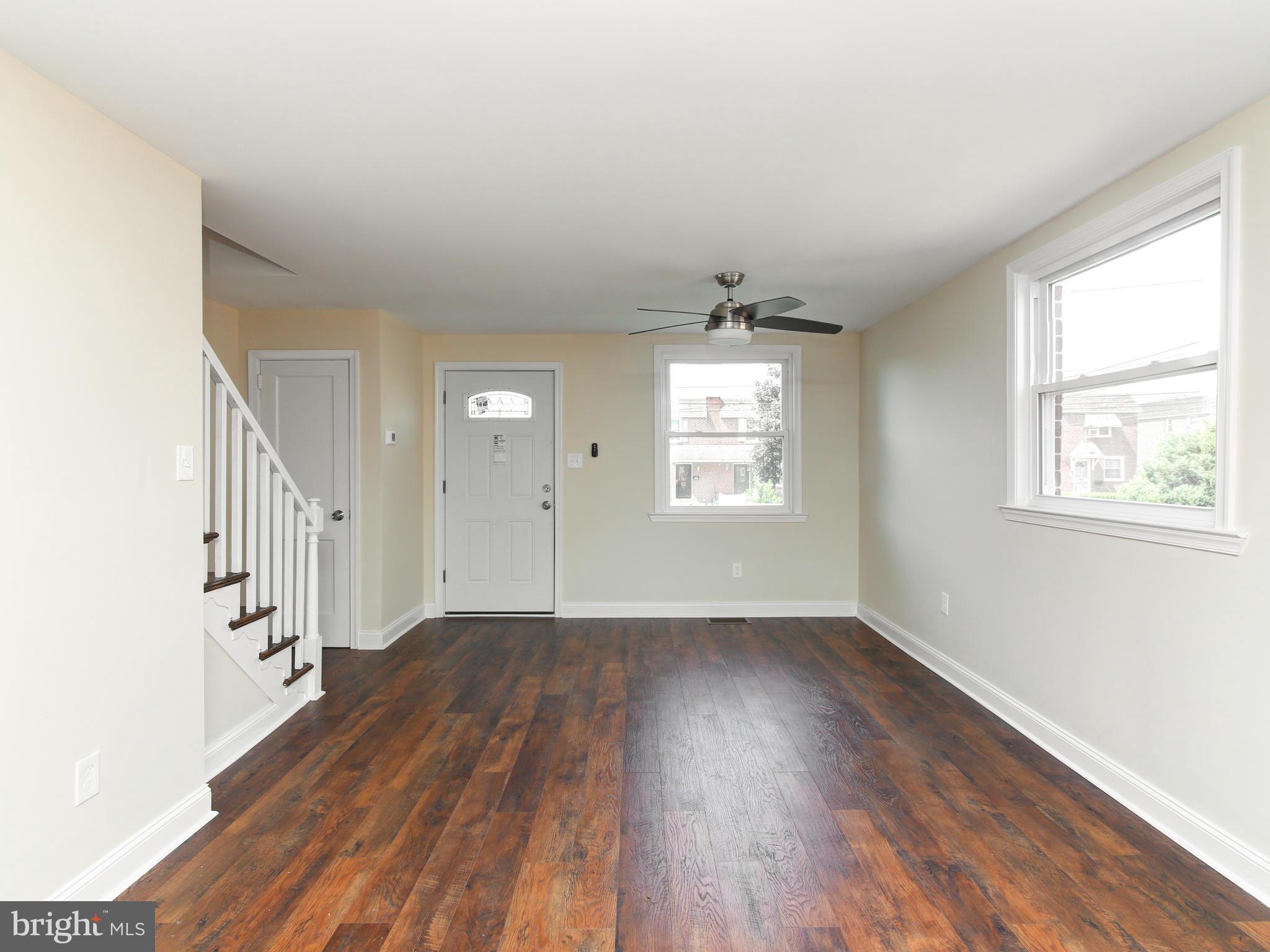 204 Lynn Road Ridley Park, PA 19078 - Photo 6 of 17 Living room