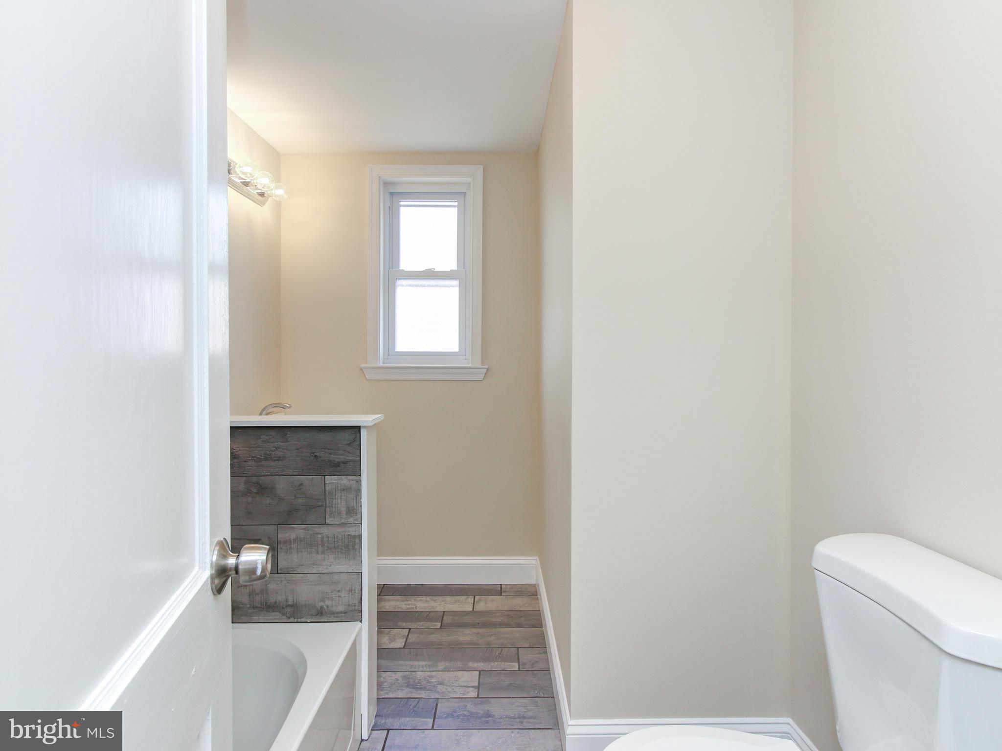 204 Lynn Road Ridley Park, PA 19078 - Photo 9 of 17 Bathroom