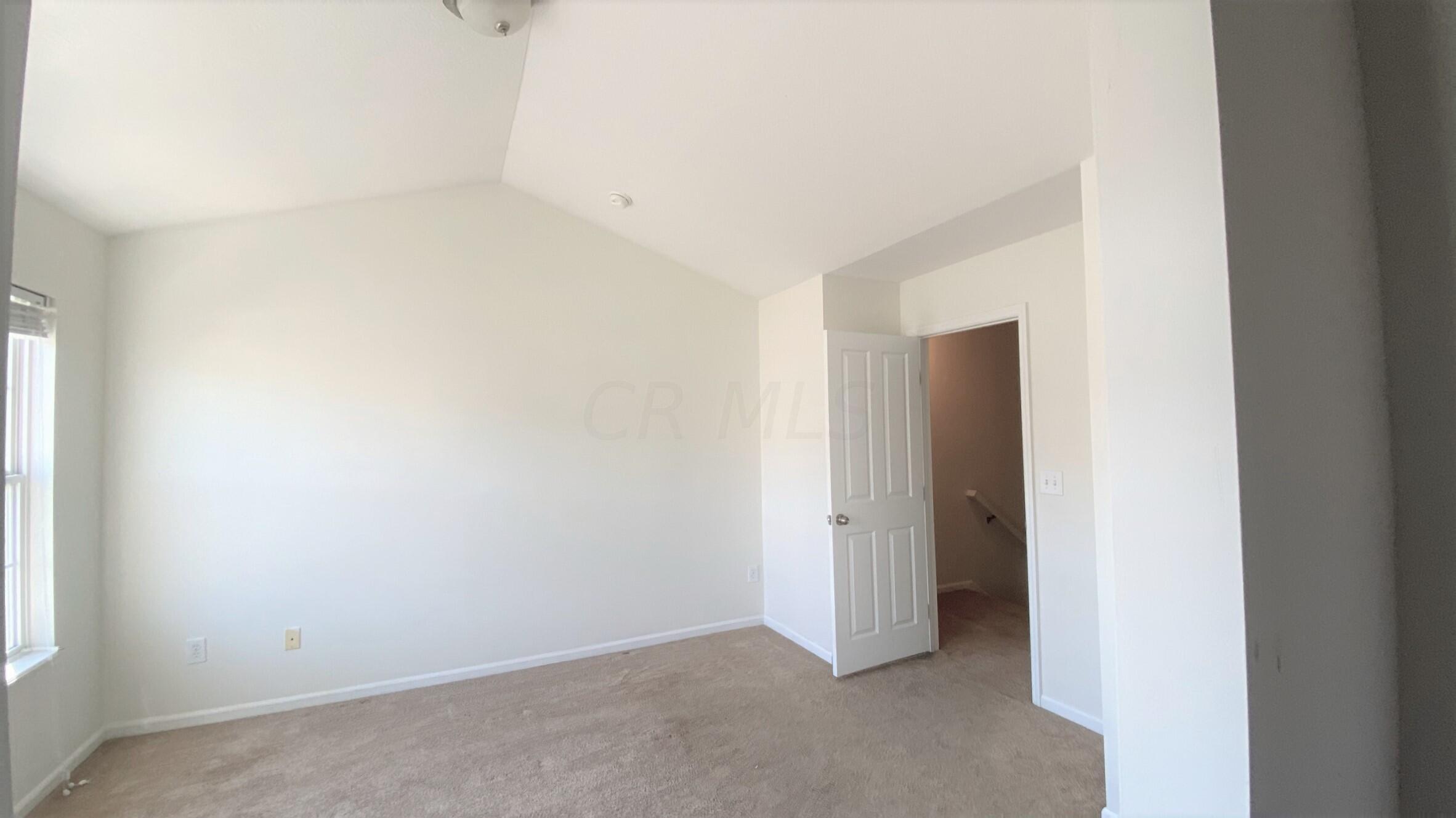 8304 Bruntsfield Road Columbus, OH 43235 - Photo 38 of 43