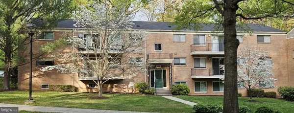 $369,990 | 10619 Kenilworth Avenue, Unit 10619, Bethesda, MD 20814