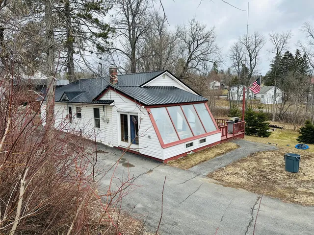 $134,900 | 37 Spring Street, Caribou, ME 04736