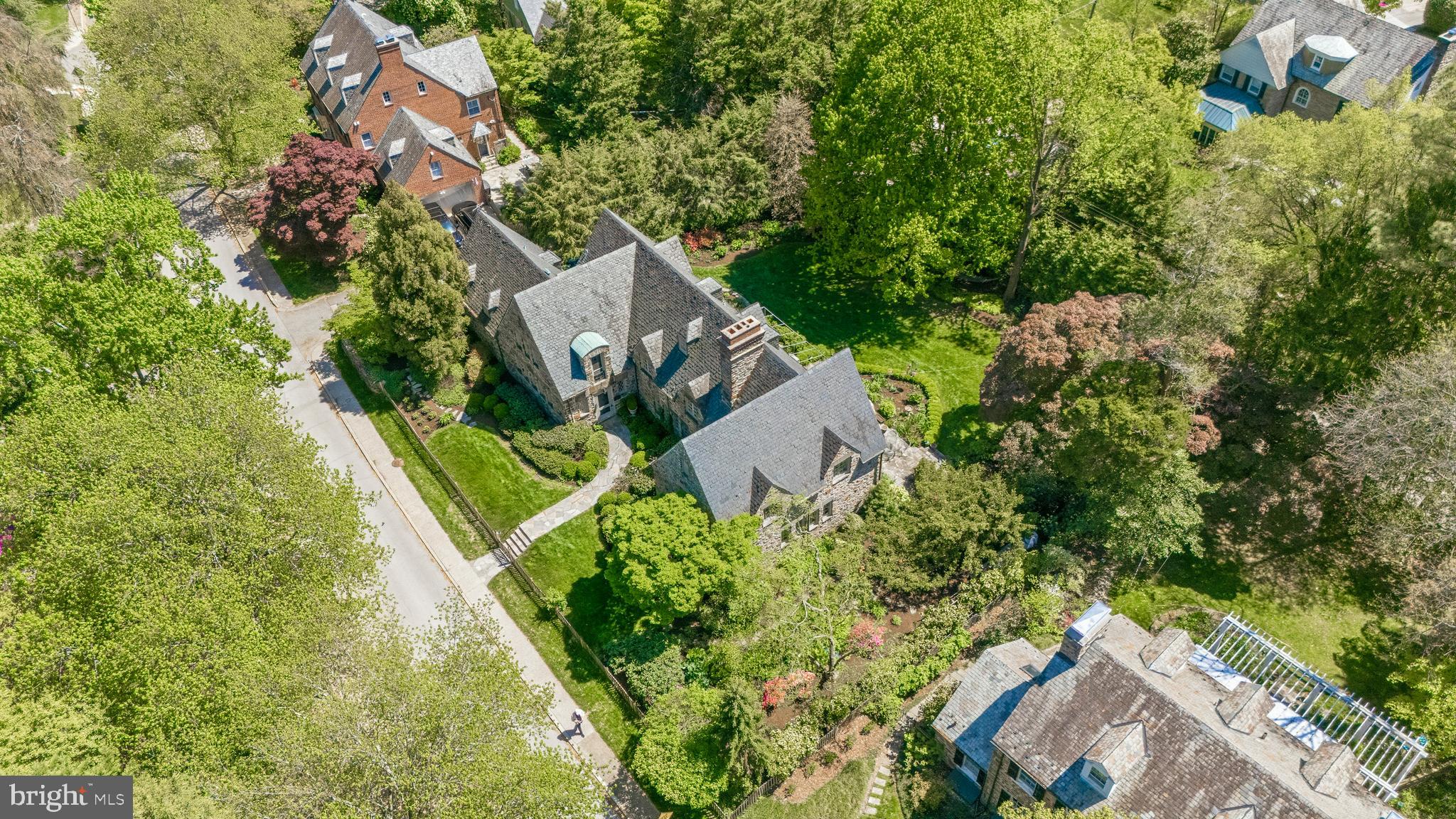 119 Taplow Road Baltimore, MD 21212 - Photo 12 of 15 an aerial view of a house with a yard and garden