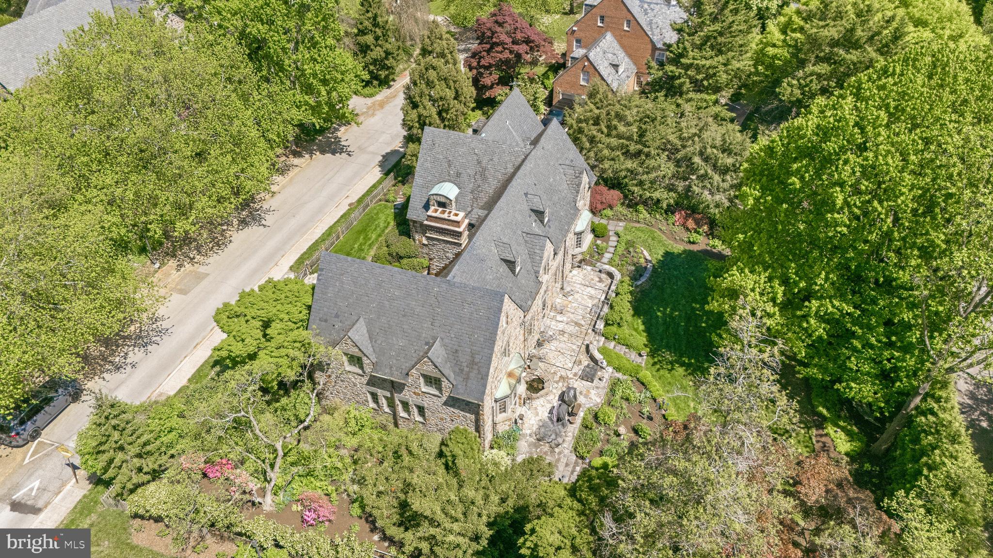 119 Taplow Road Baltimore, MD 21212 - Photo 15 of 15 an aerial view of a house with yard