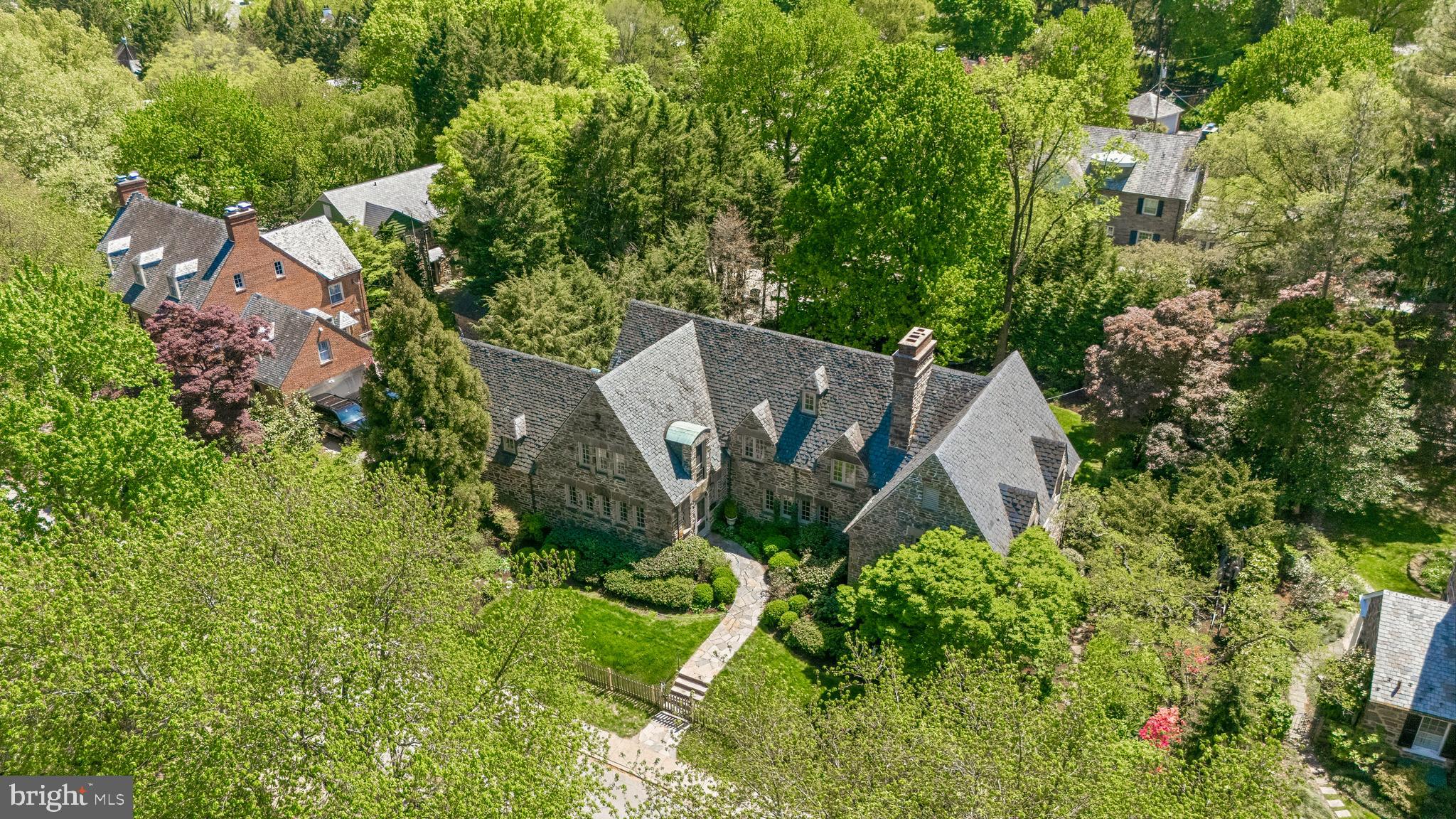 119 Taplow Road Baltimore, MD 21212 - Photo 10 of 15 an aerial view of a house with a yard and garden