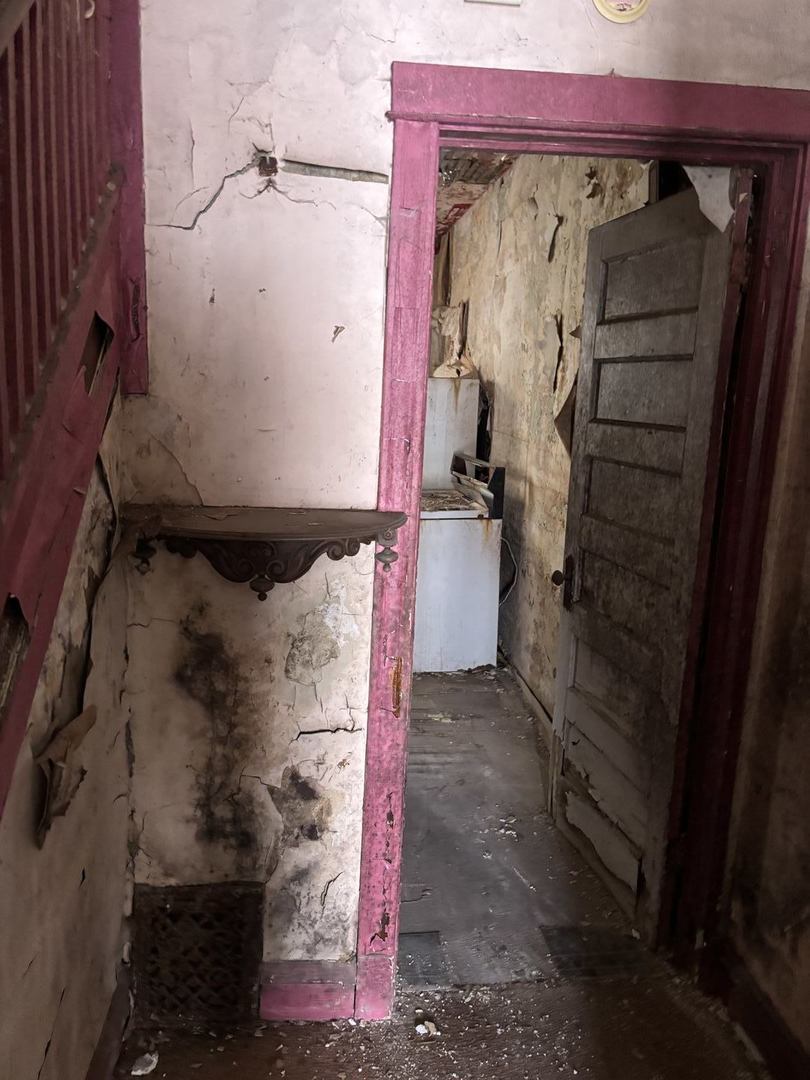 7007 South Ada Street Chicago, IL 60636 - Photo 21 of 22 a view of water heater room
