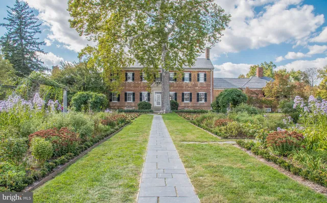 $625,000 | 116 Beatson Street, Fredericksburg, VA 22401