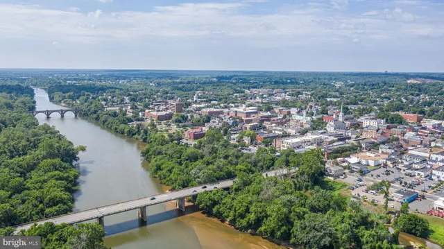 $625,000 | 116 Beatson Street, Fredericksburg, VA 22401