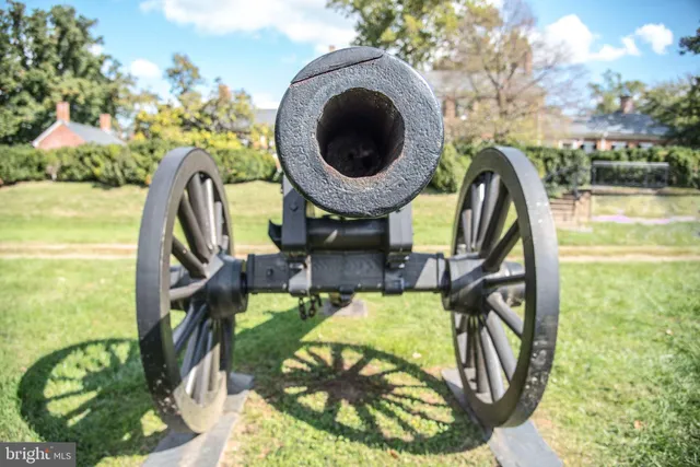 $625,000 | 116 Beatson Street, Fredericksburg, VA 22401