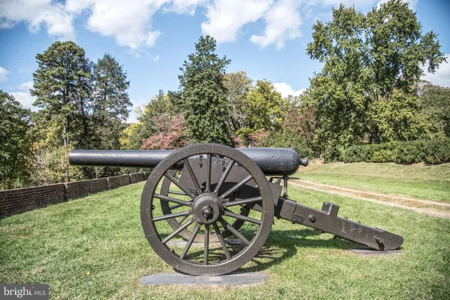 $625,000 | 116 Beatson Street, Fredericksburg, VA 22401