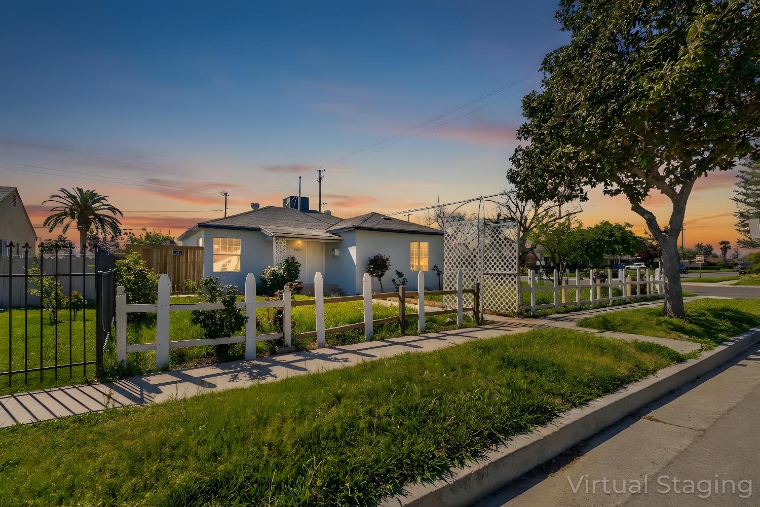 1645 West Fountain Way Fresno, CA 93705 - Photo 2 of 51