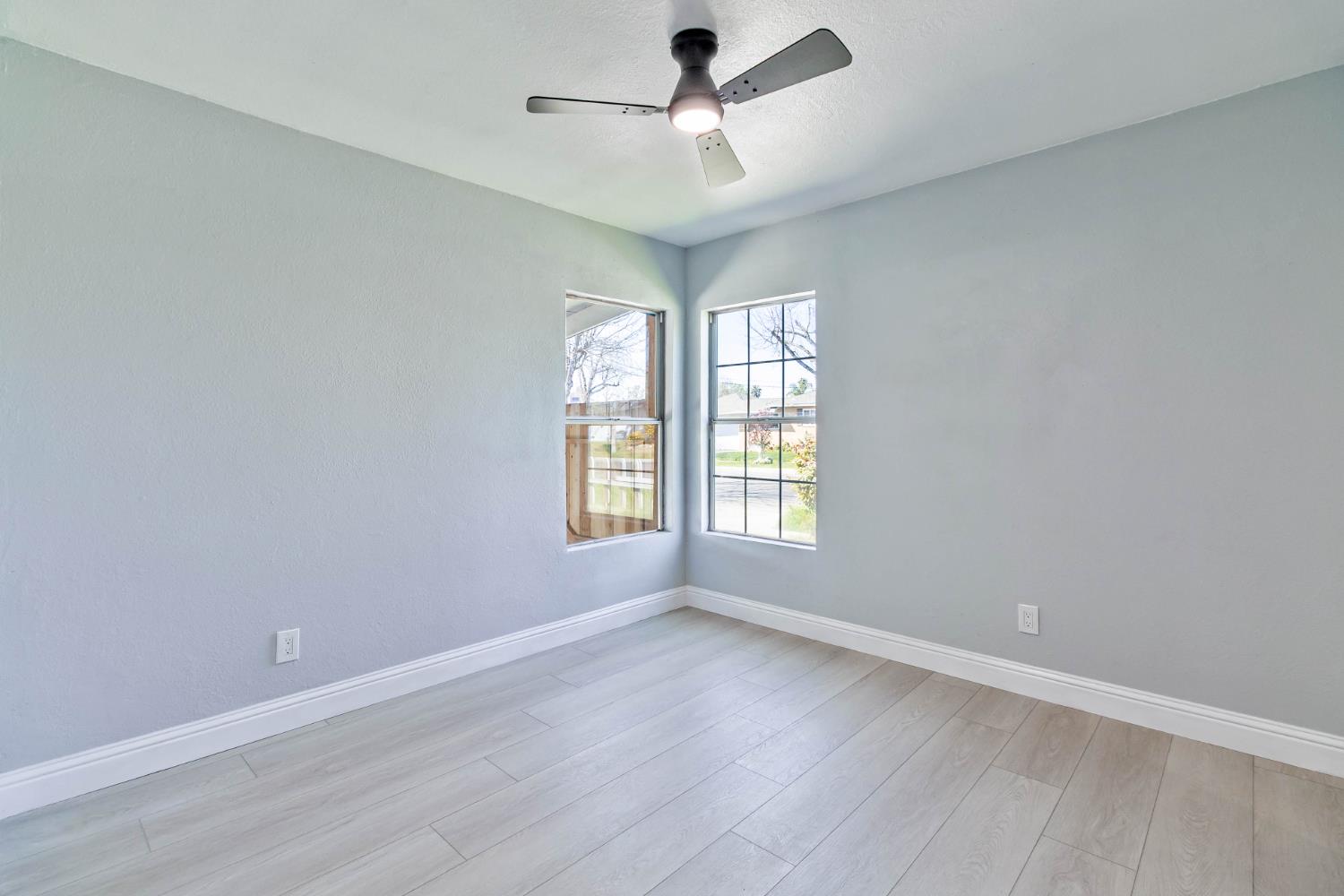 1645 West Fountain Way Fresno, CA 93705 - Photo 39 of 51