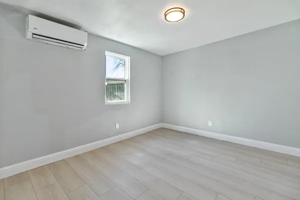 $459,000 | 1645 West Fountain Way, Fresno, CA 93705