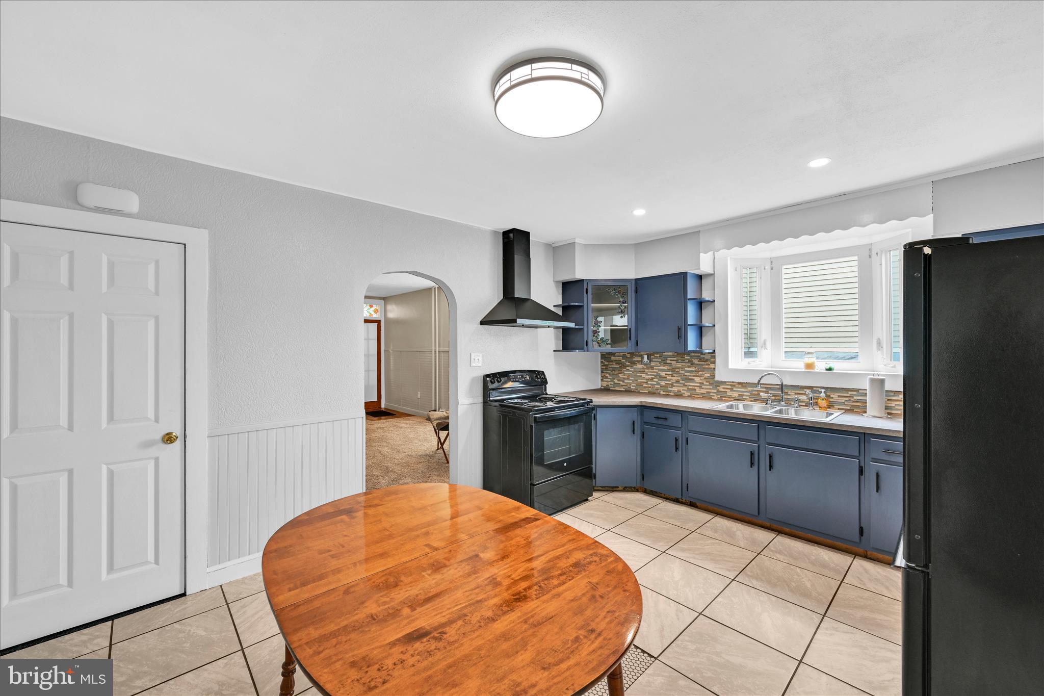 319 West Ridge Street Lansford, PA 18232 - Photo 11 of 30 Kitchen