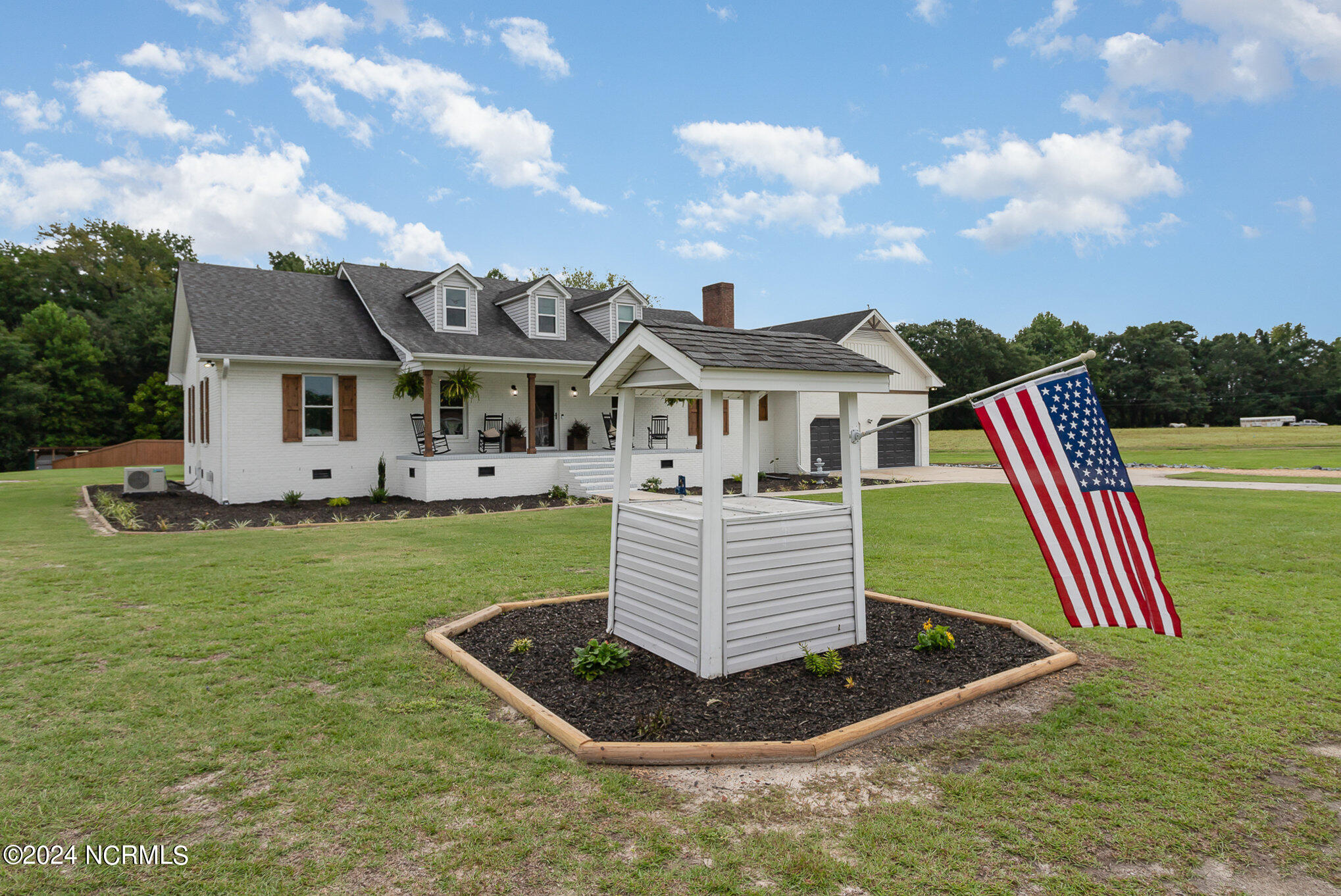 2371 Parkertown Road Four Oaks, NC 27524 - Photo 2 of 42 2371