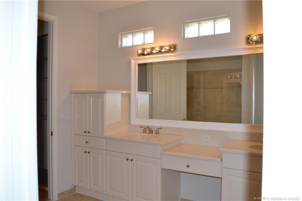 5052 Southeast Graham Drive Stuart, FL 34997 - Photo 30 of 46