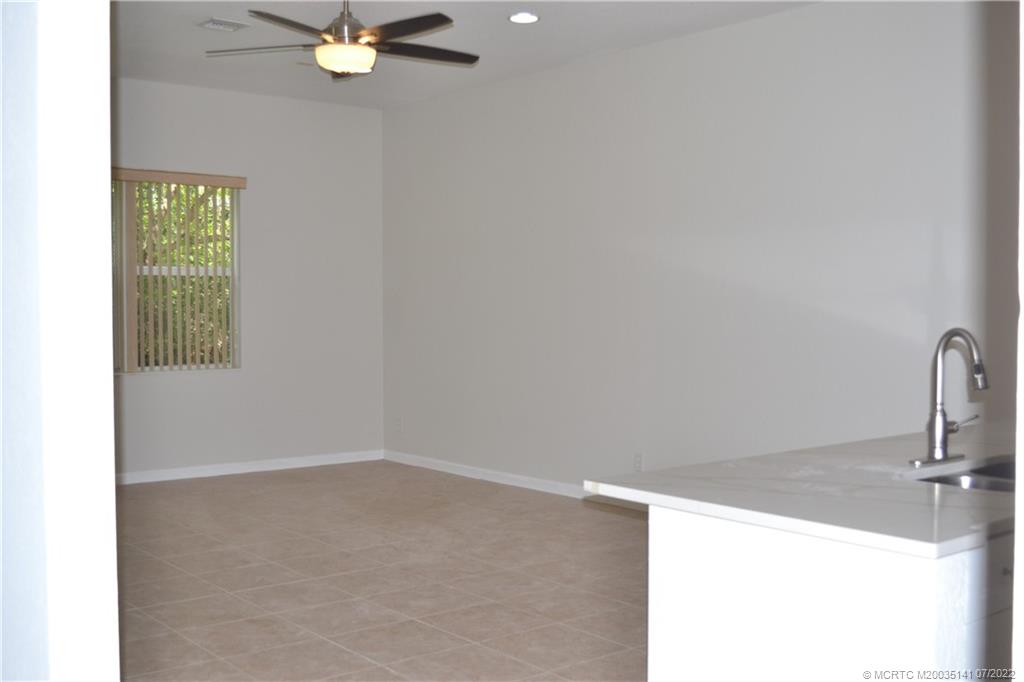 5052 Southeast Graham Drive Stuart, FL 34997 - Photo 6 of 46