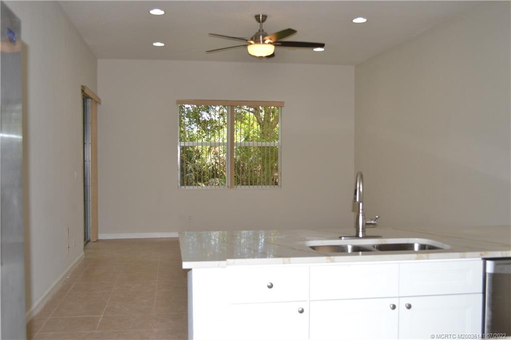 5052 Southeast Graham Drive Stuart, FL 34997 - Photo 7 of 46