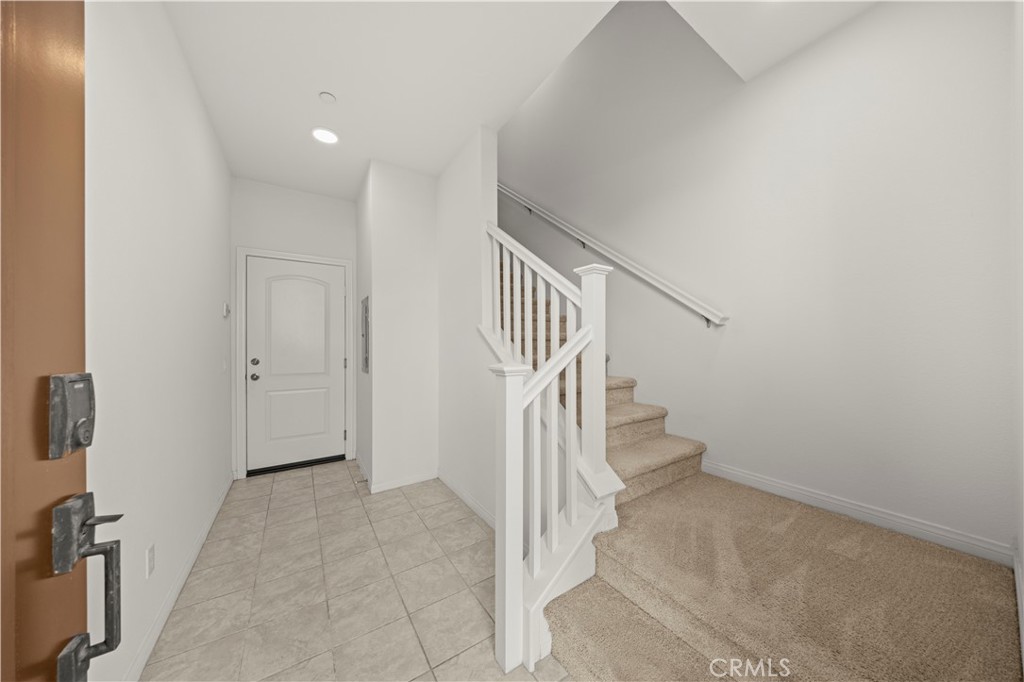 7803 Paxton Place Rancho Cucamonga, CA 91730 - Photo 15 of 44 a view of entryway and hall