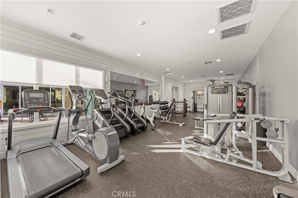 7803 Paxton Place Rancho Cucamonga, CA 91730 - Photo 44 of 44 a view of a room with gym equipment