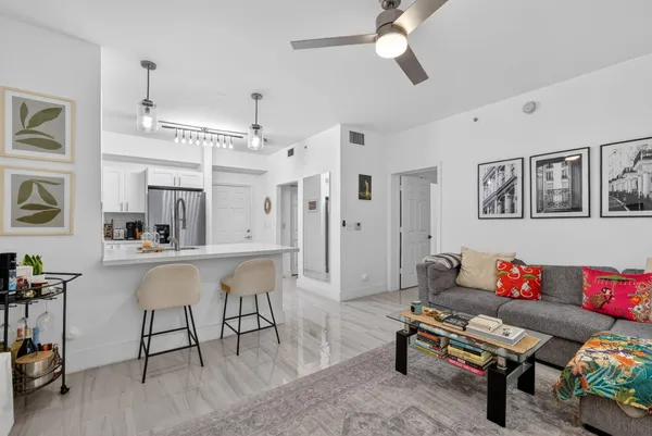 $2,200 | 533 Northeast 3rd Avenue, Unit 138, Fort Lauderdale, FL 33301