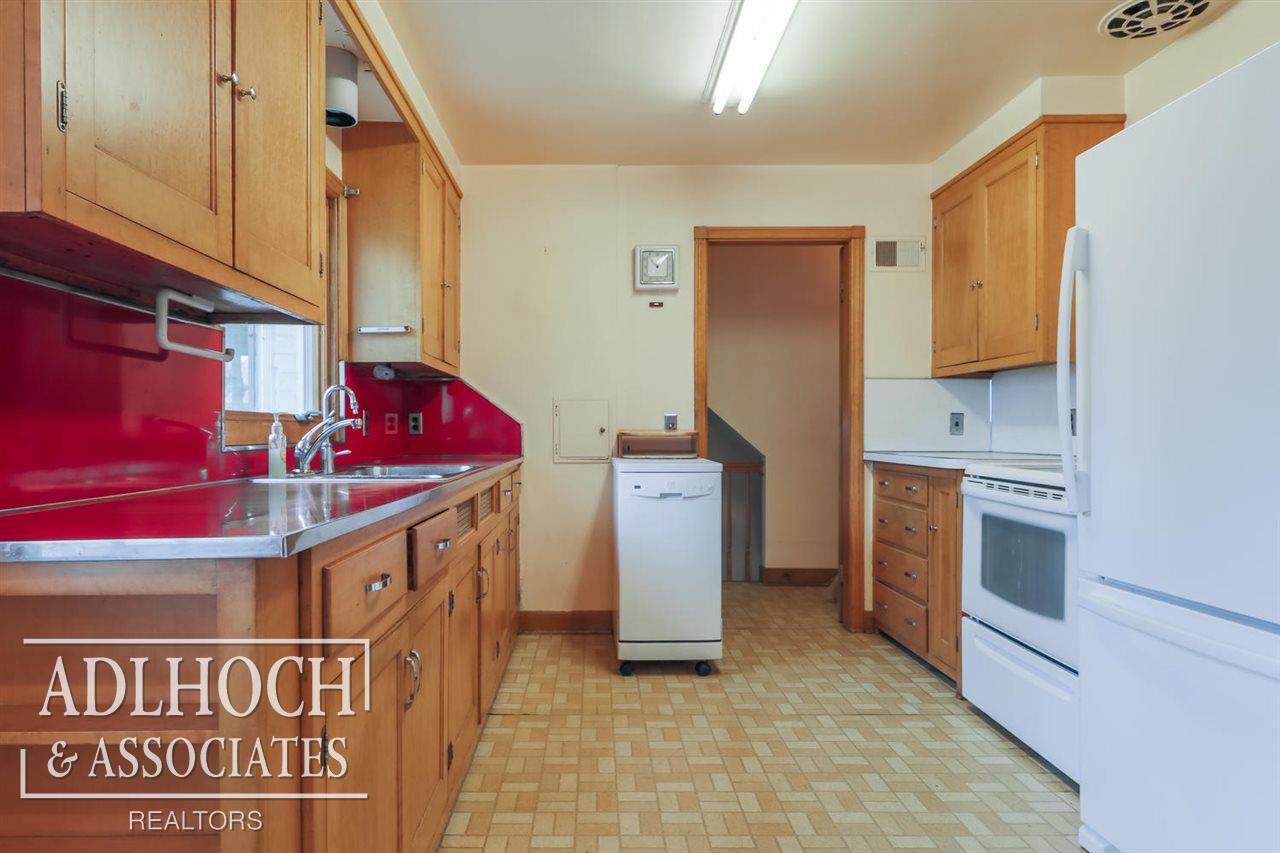 1037 Cadieux Road Grosse Pointe Park, MI 48230 - Photo 16 of 39