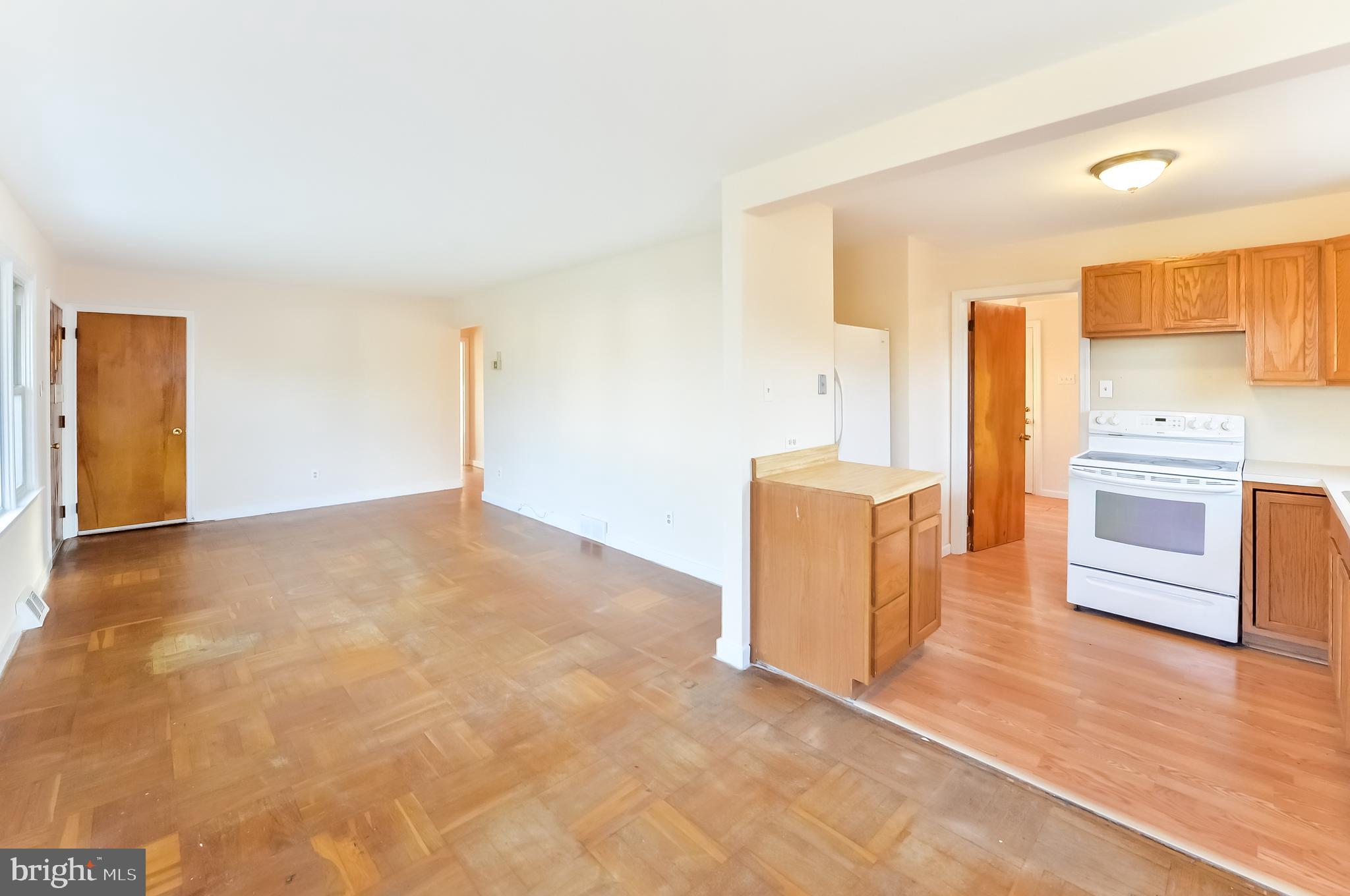 42 Warwick Road Stratford, NJ 08084 - Photo 8 of 26