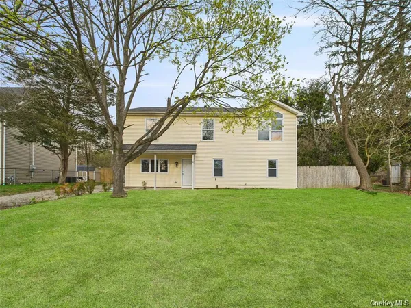 $649,999 | 613 Bourdois Avenue, Bellport, NY 11713