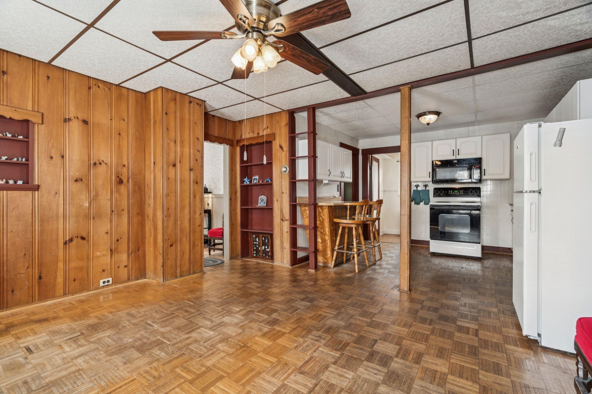 24 Parker Street Laconia, NH 03246 - Photo 12 of 43