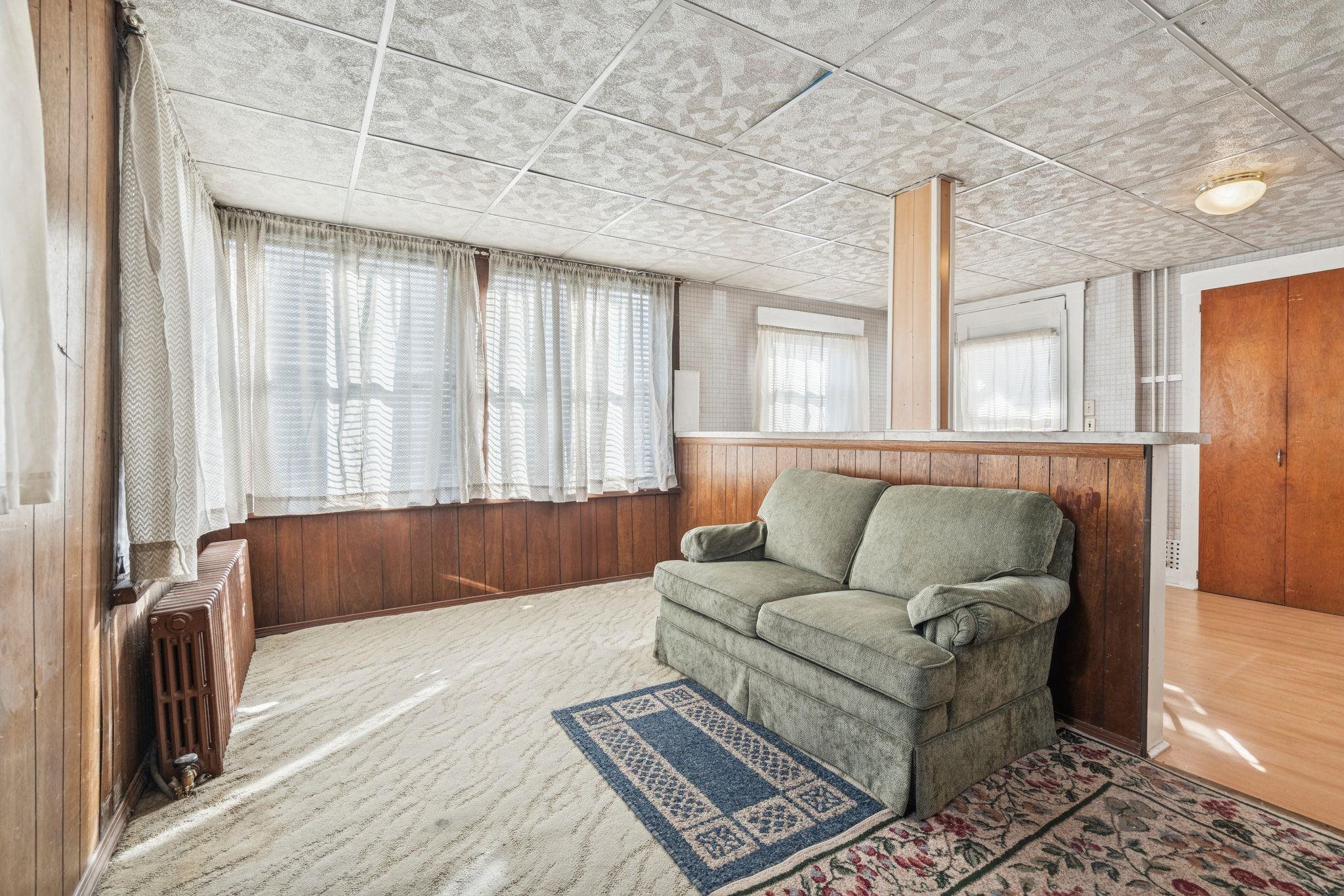 24 Parker Street Laconia, NH 03246 - Photo 18 of 43