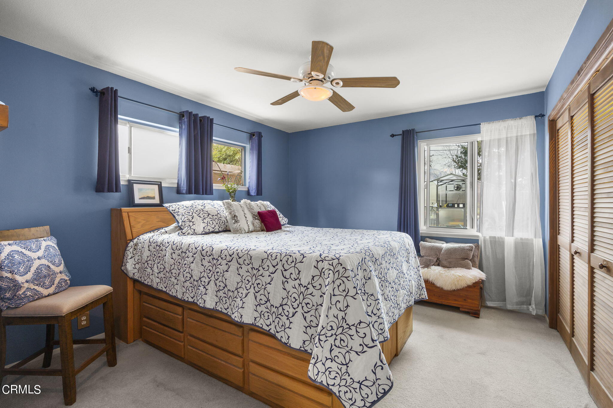 1402 Meadowbrook Road Ojai, CA 93023 - Photo 7 of 31 a bedroom with a bed and window