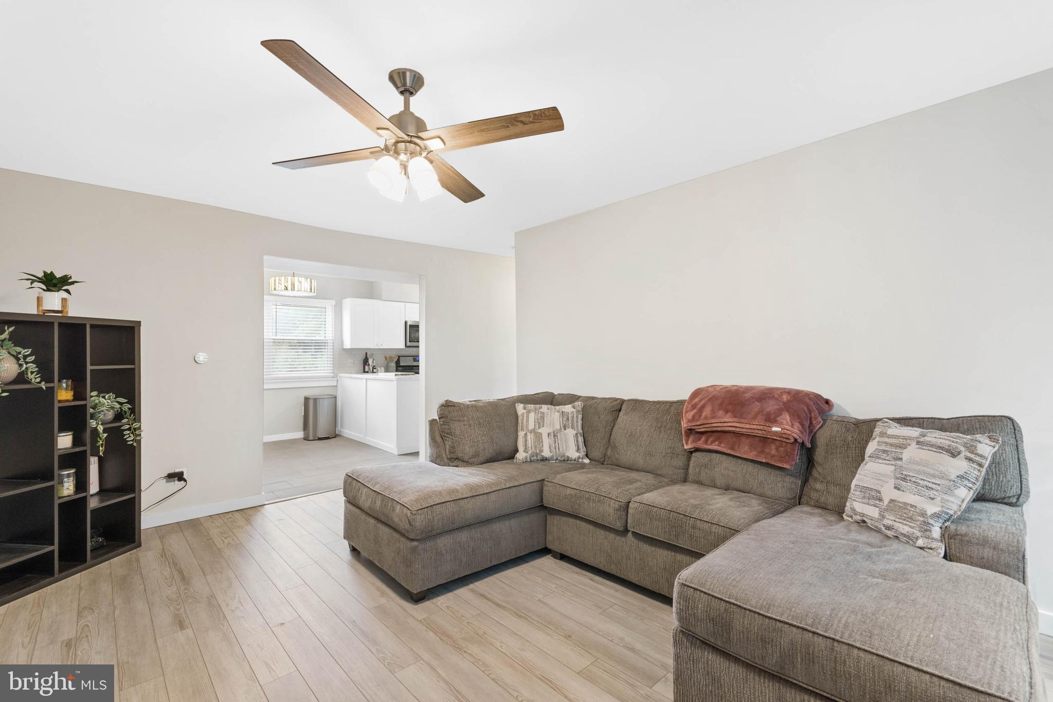 72 Eaves Mill Road Medford, NJ 08055 - Photo 3 of 17