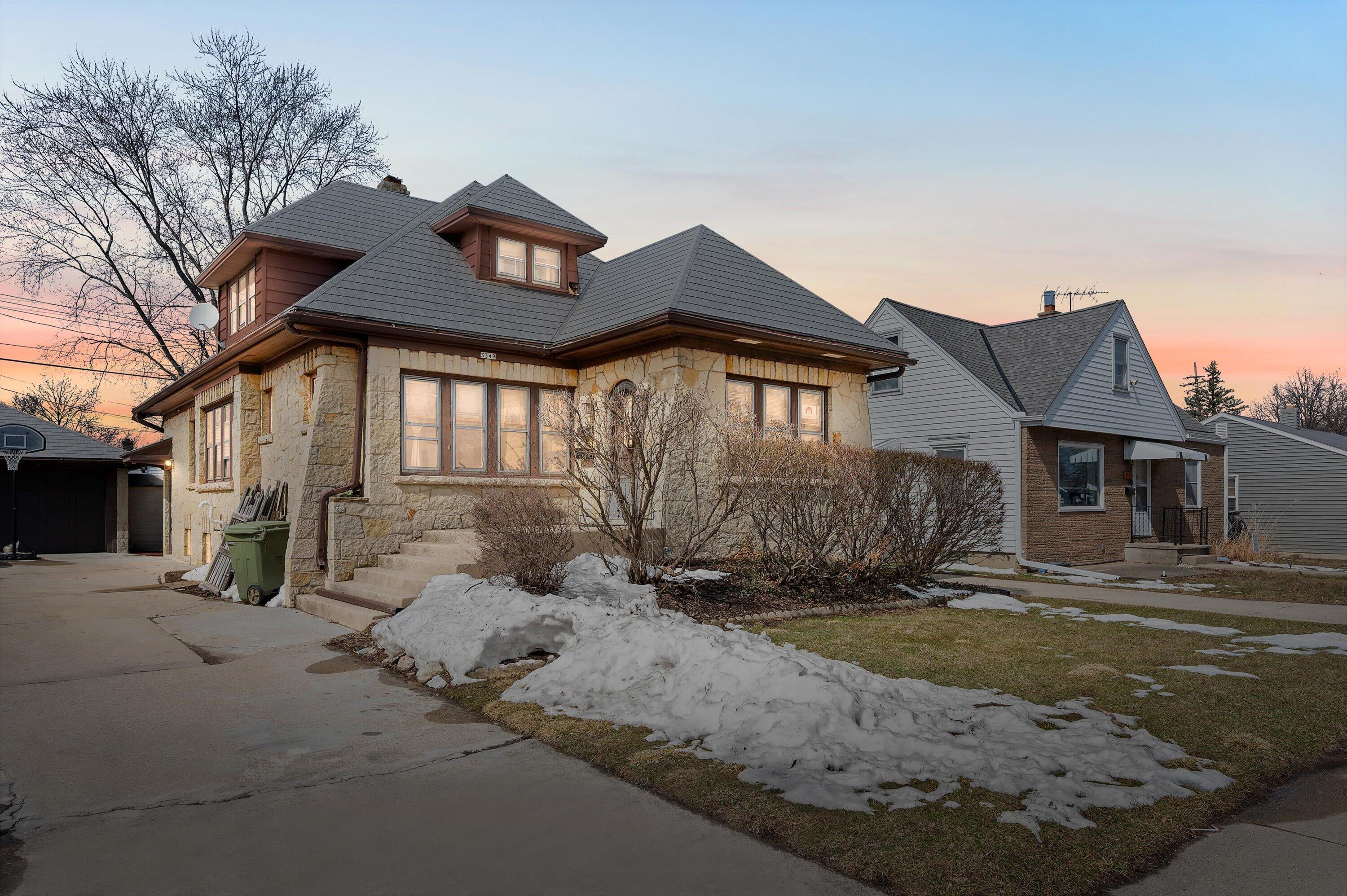 3349 North 92nd Street Milwaukee, WI 53222 - Photo 1 of 27 Exterior Front